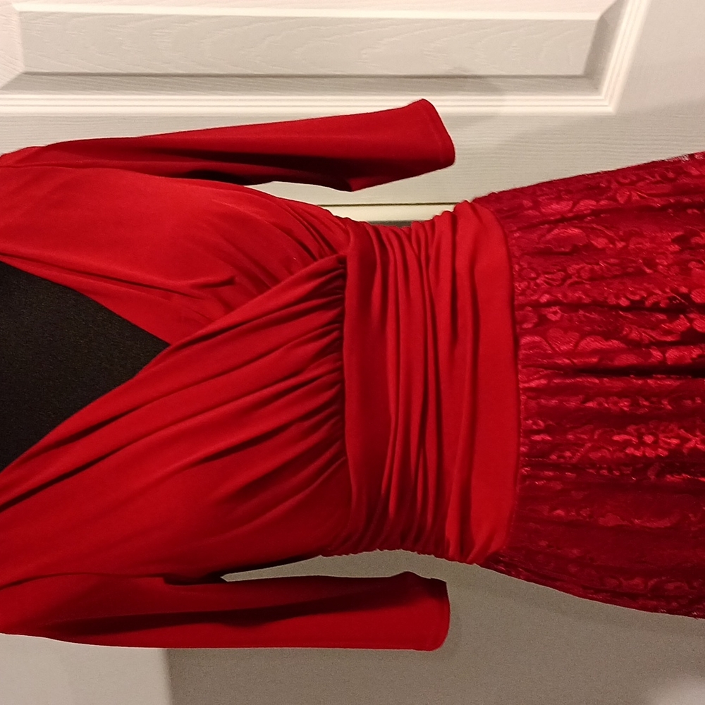 MELROSE DRESS - Picture 2 of 5
